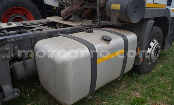 Comprar Usado Mercedes‒Benz 2644 Branco Caminhão em Maputo em Maputo Comprar Usado Mercedes‒Benz 2644 Branco Caminhão em Maputo em Maputo