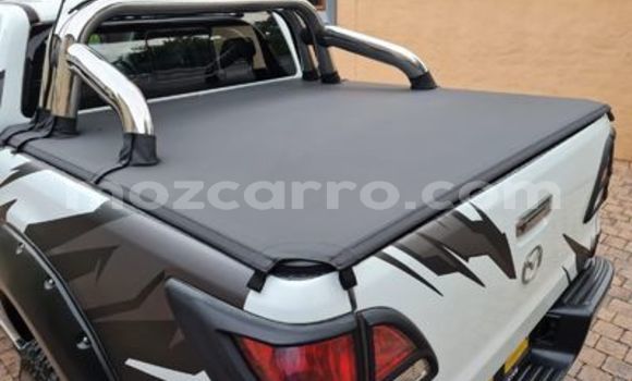 Tenga Tsaru Mazda BT-50 Zvimwe Mota in Maputo in Maputo Tenga Tsaru Mazda BT-50 Zvimwe Mota in Maputo in Maputo