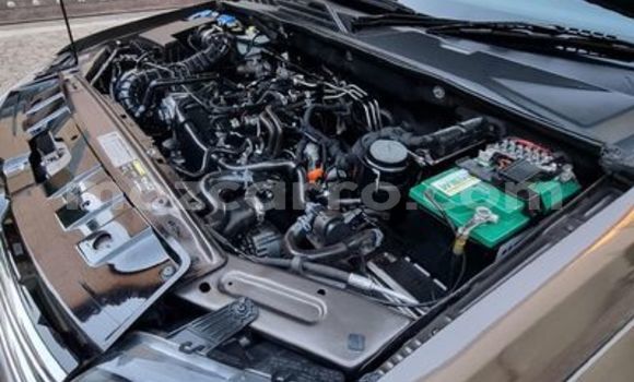 Buy Used Volkswagen Amarok Brown Car in Maputo in Maputo Buy Used Volkswagen Amarok Brown Car in Maputo in Maputo