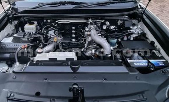 Comprar Usado Toyota Prado Branco Carro em Maputo em Maputo Comprar Usado Toyota Prado Branco Carro em Maputo em Maputo
