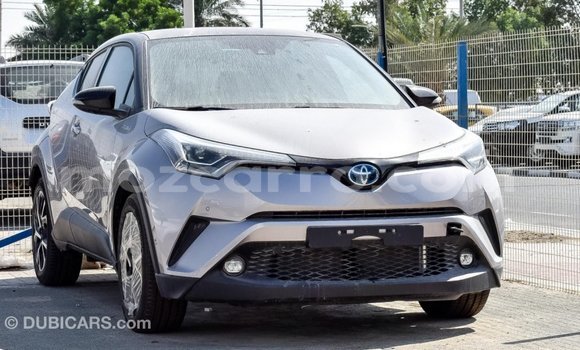 Comprar Importar Toyota C-HR De outros Carro em Import - Dubai em Cabo Delgado Comprar Importar Toyota C-HR De outros Carro em Import - Dubai em Cabo Delgado