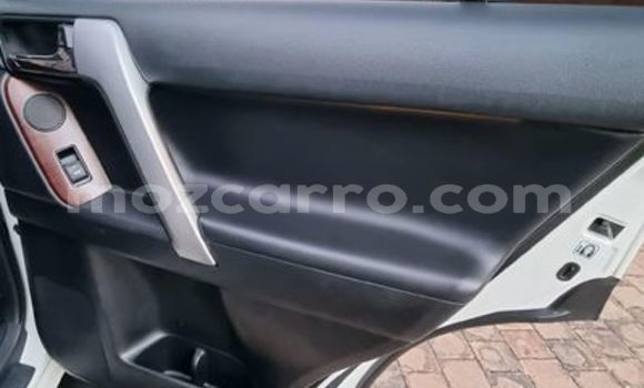 Comprar Usado Toyota Prado Branco Carro em Maputo em Maputo Comprar Usado Toyota Prado Branco Carro em Maputo em Maputo