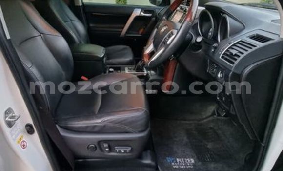 Comprar Usado Toyota Prado Branco Carro em Maputo em Maputo Comprar Usado Toyota Prado Branco Carro em Maputo em Maputo