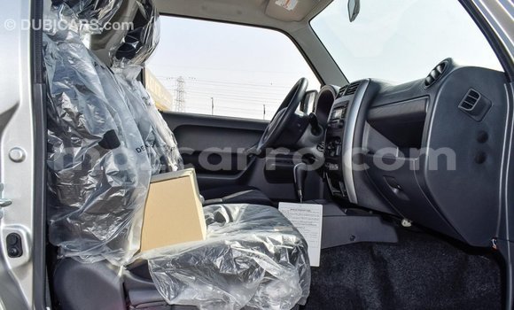 Comprar Importar Suzuki Jimny De outros Carro em Import - Dubai em Cabo Delgado Comprar Importar Suzuki Jimny De outros Carro em Import - Dubai em Cabo Delgado