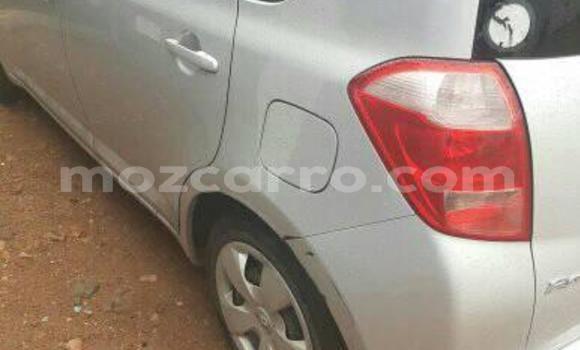 Buy Used Toyota Ractis Silver Car in Maputo in Maputo Buy Used Toyota Ractis Silver Car in Maputo in Maputo