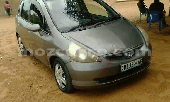 Comprar Usado Honda Fit Prata Carro em Maputo em Maputo