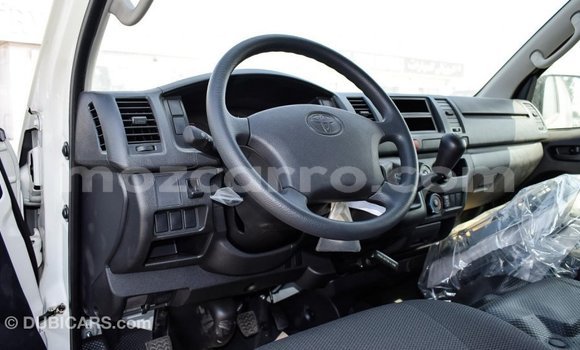 Comprar Importar Toyota Hiace Branco Carro em Import - Dubai em Cabo Delgado Comprar Importar Toyota Hiace Branco Carro em Import - Dubai em Cabo Delgado