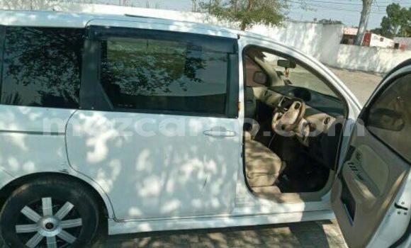 Buy Used Toyota Porte White Car in Maputo in Maputo Buy Used Toyota Porte White Car in Maputo in Maputo