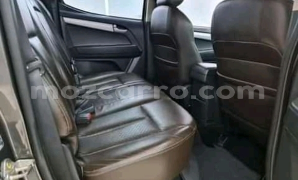 Tenga Tsaru Isuzu KB Sirivha Mota in Maputo in Maputo Tenga Tsaru Isuzu KB Sirivha Mota in Maputo in Maputo