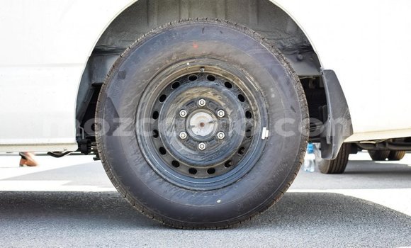Comprar Importar Toyota Hiace Branco Carro em Import - Dubai em Cabo Delgado Comprar Importar Toyota Hiace Branco Carro em Import - Dubai em Cabo Delgado