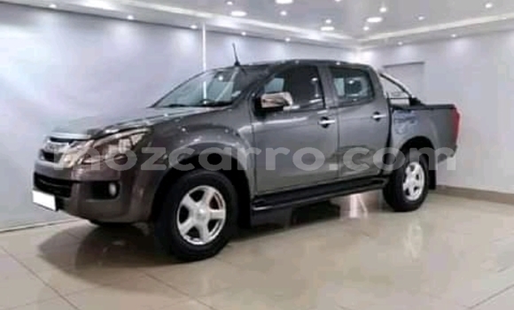 Tenga Tsaru Isuzu KB Sirivha Mota in Maputo in Maputo Tenga Tsaru Isuzu KB Sirivha Mota in Maputo in Maputo