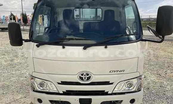 Nunua Ilio tumika Toyota Dyna Nyeupe Gari ndani ya Maputo nchini Maputo Nunua Ilio tumika Toyota Dyna Nyeupe Gari ndani ya Maputo nchini Maputo