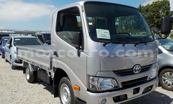 Nunua Ilio tumika Toyota Dyna Nyingine Gari ndani ya Maputo nchini Maputo