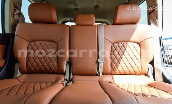 Comprar Importar Toyota Land Cruiser Preto Carro em Import - Dubai em Cabo Delgado Comprar Importar Toyota Land Cruiser Preto Carro em Import - Dubai em Cabo Delgado