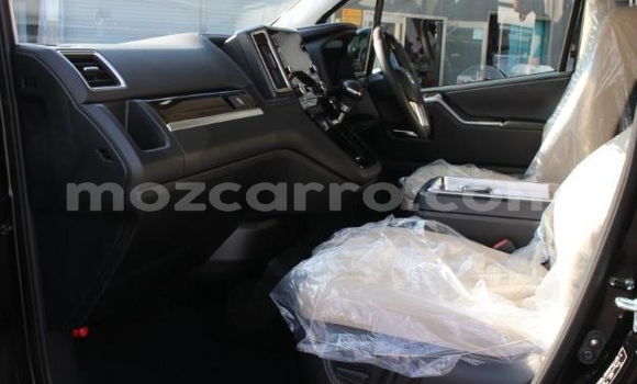 Tenga Tsaru Toyota Grand HiAce Nhema Mota in Maputo in Maputo Tenga Tsaru Toyota Grand HiAce Nhema Mota in Maputo in Maputo