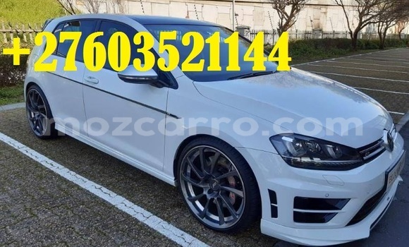 Comprar Usado Volkswagen Golf Branco Carro em Maputo em Maputo