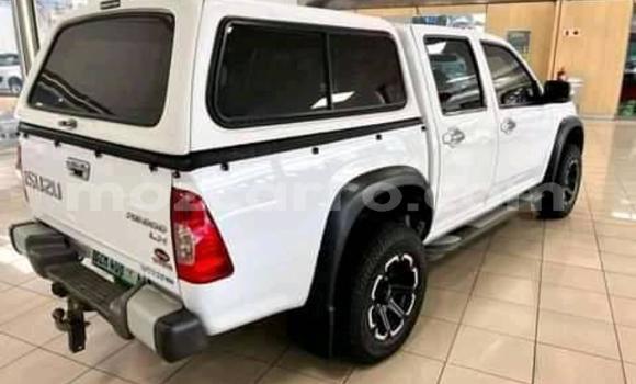 Tenga Tsaru Isuzu KB Chena Mota in Maputo in Maputo Tenga Tsaru Isuzu KB Chena Mota in Maputo in Maputo