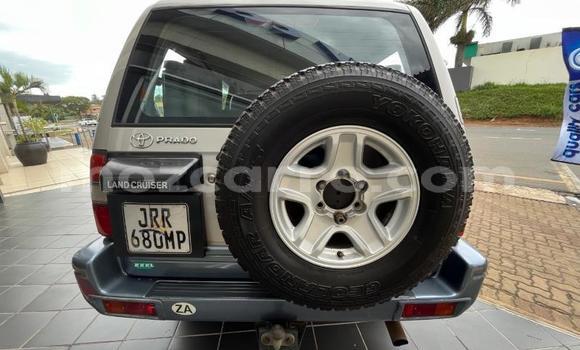 Tenga Tsaru Toyota Land Cruiser Prado Zvimwe Mota in Nampula in Nampula Tenga Tsaru Toyota Land Cruiser Prado Zvimwe Mota in Nampula in Nampula