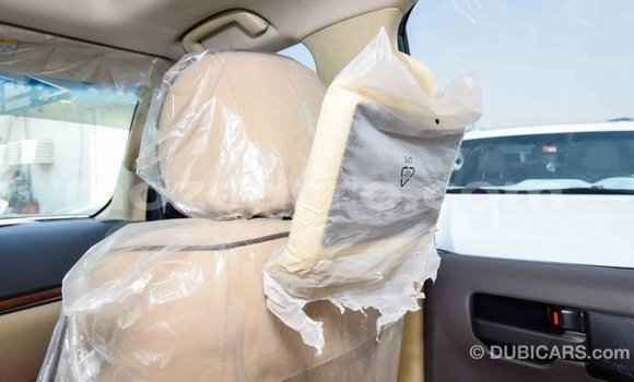 Comprar Importar Toyota Land Cruiser Branco Carro em Import - Dubai em Cabo Delgado Comprar Importar Toyota Land Cruiser Branco Carro em Import - Dubai em Cabo Delgado