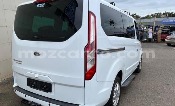 Tenga Tsaru Ford Tourneo Custom Chena Mota in Nampula in Nampula Tenga Tsaru Ford Tourneo Custom Chena Mota in Nampula in Nampula