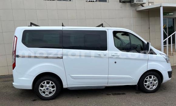 Tenga Tsaru Ford Tourneo Custom Chena Mota in Nampula in Nampula Tenga Tsaru Ford Tourneo Custom Chena Mota in Nampula in Nampula