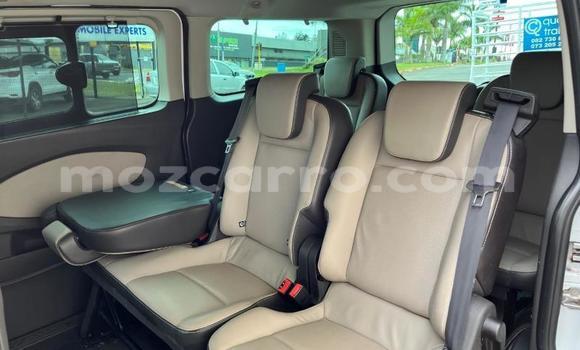 Tenga Tsaru Ford Tourneo Custom Chena Mota in Nampula in Nampula Tenga Tsaru Ford Tourneo Custom Chena Mota in Nampula in Nampula