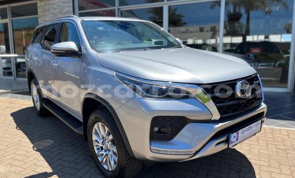 Tenga Tsaru Toyota Fortuner Sirivha Mota in Nampula in Nampula