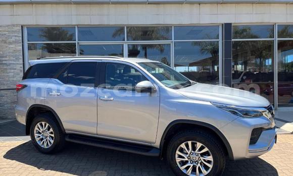 Tenga Tsaru Toyota Fortuner Sirivha Mota in Nampula in Nampula Tenga Tsaru Toyota Fortuner Sirivha Mota in Nampula in Nampula