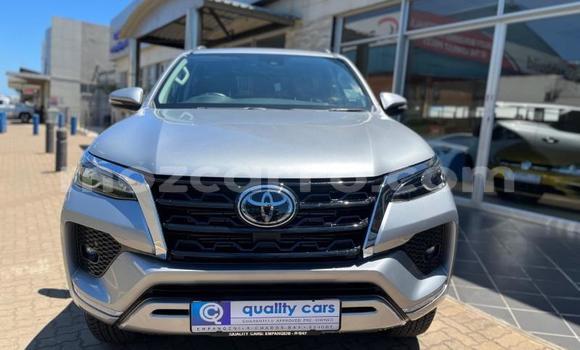 Tenga Tsaru Toyota Fortuner Sirivha Mota in Nampula in Nampula Tenga Tsaru Toyota Fortuner Sirivha Mota in Nampula in Nampula