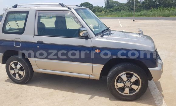 Nunua Ilio tumika Mitsubishi Pajero Mini Bluu Gari ndani ya Mocambique nchini Nampula Nunua Ilio tumika Mitsubishi Pajero Mini Bluu Gari ndani ya Mocambique nchini Nampula