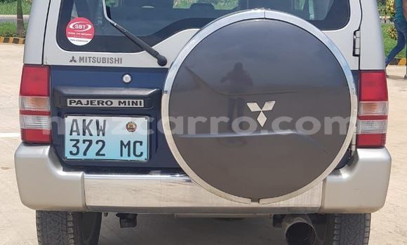 Nunua Ilio tumika Mitsubishi Pajero Mini Bluu Gari ndani ya Mocambique nchini Nampula Nunua Ilio tumika Mitsubishi Pajero Mini Bluu Gari ndani ya Mocambique nchini Nampula