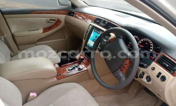 Nunua Ilio tumika Toyota Crown Nyeupe Gari ndani ya Maputo nchini Maputo Nunua Ilio tumika Toyota Crown Nyeupe Gari ndani ya Maputo nchini Maputo