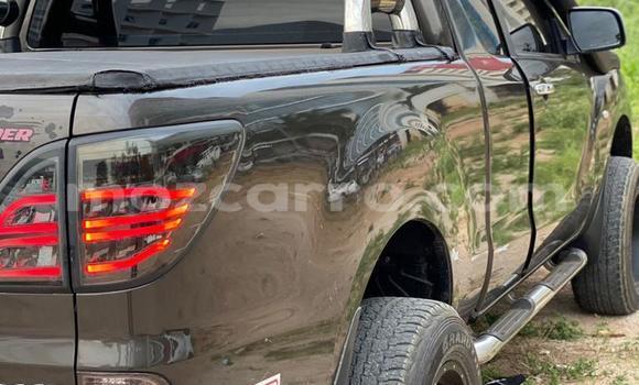 Buy Used Mazda BT-50 Green Car in Maputo in Maputo Buy Used Mazda BT-50 Green Car in Maputo in Maputo