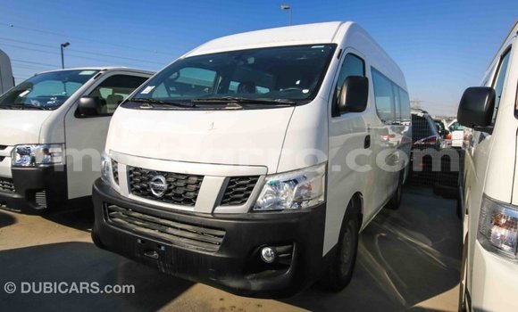 Comprar Importar Nissan 350Z Branco Carro em Import - Dubai em Cabo Delgado Comprar Importar Nissan 350Z Branco Carro em Import - Dubai em Cabo Delgado