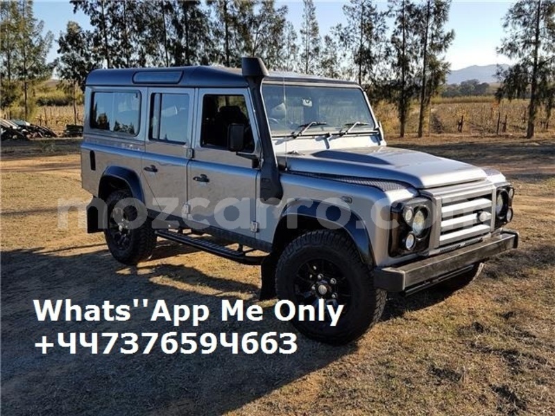 Big with watermark land rover defender maputo maputo 11808