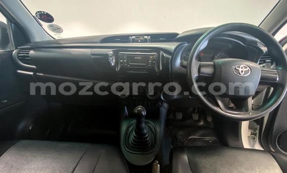 Buy Used Toyota Hilux White Car in Maputo in Maputo Buy Used Toyota Hilux White Car in Maputo in Maputo