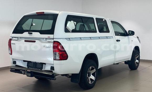 Buy Used Toyota Hilux White Car in Maputo in Maputo Buy Used Toyota Hilux White Car in Maputo in Maputo