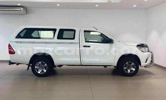 Buy Used Toyota Hilux White Car in Maputo in Maputo Buy Used Toyota Hilux White Car in Maputo in Maputo