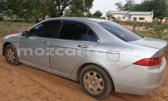 Comprar Usado Honda Accord Prata Carro em Maputo em Maputo
