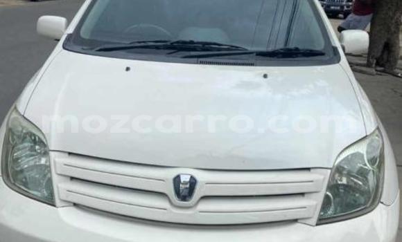Nunua Ilio tumika Toyota IST Nyeupe Gari ndani ya Maputo nchini Maputo Nunua Ilio tumika Toyota IST Nyeupe Gari ndani ya Maputo nchini Maputo