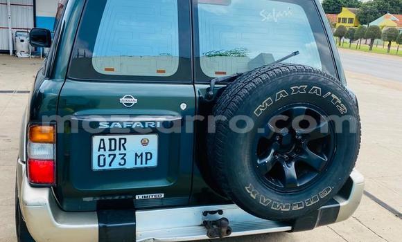 Nunua Ilio tumika Nissan Patrol Kijani Gari ndani ya Maputo nchini Maputo Nunua Ilio tumika Nissan Patrol Kijani Gari ndani ya Maputo nchini Maputo