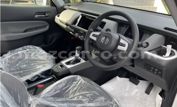 Buy Used Honda Fit Other Car in Manica in Manica Buy Used Honda Fit Other Car in Manica in Manica