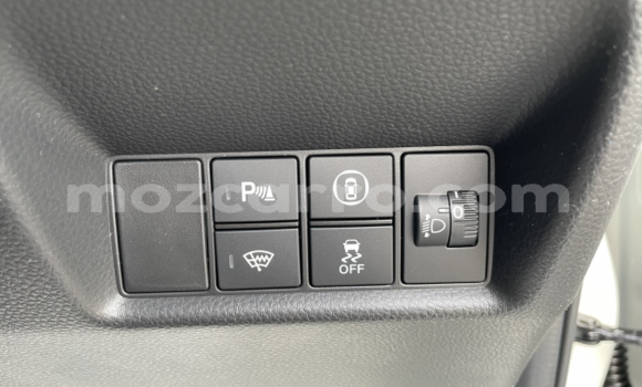 Buy Used Honda Fit Other Car in Manica in Manica Buy Used Honda Fit Other Car in Manica in Manica