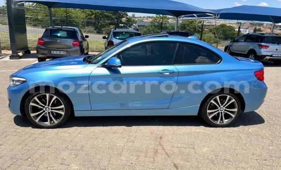 Comprar Usado BMW 3-Series Azul Carro em Maputo em Maputo Comprar Usado BMW 3-Series Azul Carro em Maputo em Maputo