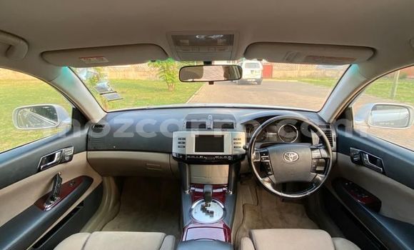 Nunua Ilio tumika Toyota Mark X Fedha Gari ndani ya Maputo nchini Maputo Nunua Ilio tumika Toyota Mark X Fedha Gari ndani ya Maputo nchini Maputo