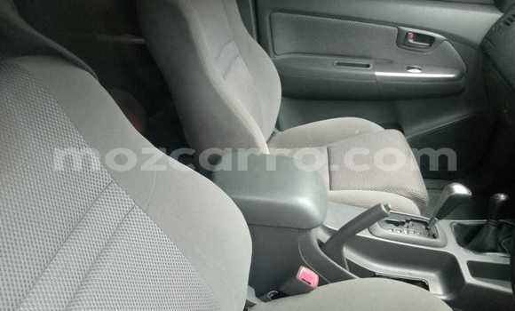 Nunua Ilio tumika Toyota Hilux Nyeupe Gari ndani ya Maputo nchini Maputo Nunua Ilio tumika Toyota Hilux Nyeupe Gari ndani ya Maputo nchini Maputo