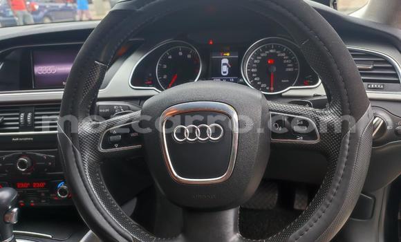 Nunua Ilio tumika Audi A5 Nyeusi Gari ndani ya Maputo nchini Maputo Nunua Ilio tumika Audi A5 Nyeusi Gari ndani ya Maputo nchini Maputo
