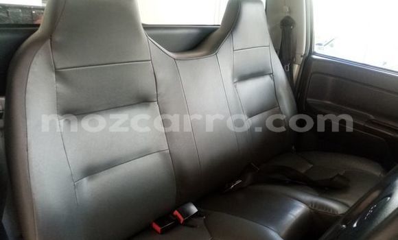 Nunua Ilio tumika Isuzu KB Nyeupe Gari ndani ya Maputo nchini Maputo Nunua Ilio tumika Isuzu KB Nyeupe Gari ndani ya Maputo nchini Maputo