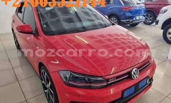 Nunua Ilio tumika Volkswagen Polo Nyekundu Gari ndani ya Maputo nchini Maputo