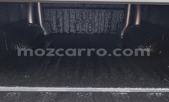 Nunua Ilio tumika Isuzu KB Fedha Gari ndani ya Maputo nchini Maputo Nunua Ilio tumika Isuzu KB Fedha Gari ndani ya Maputo nchini Maputo